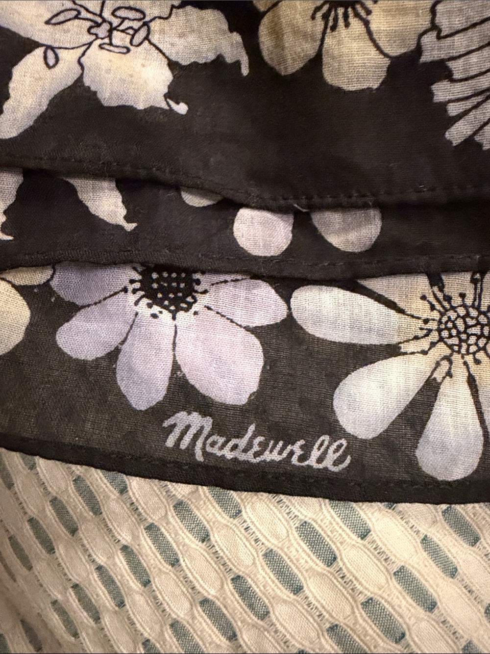 Vintage Scarf Bundle Lot 4pc Liz Claiborne Madewell Nautical Prep Boho - Picture 3 of 5